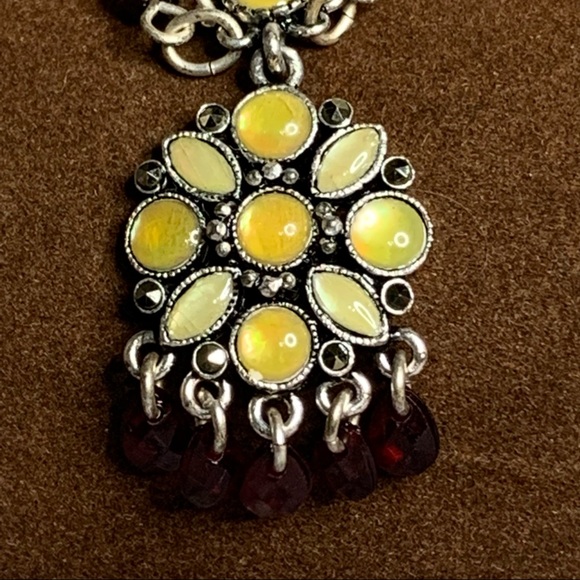 1928 Droplet Costume Necklace - Picture 2 of 9